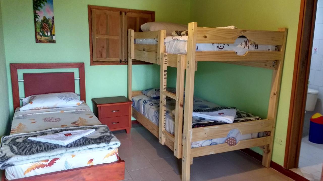 Finca Turistica Los Rosales ペレイラ エクステリア 写真