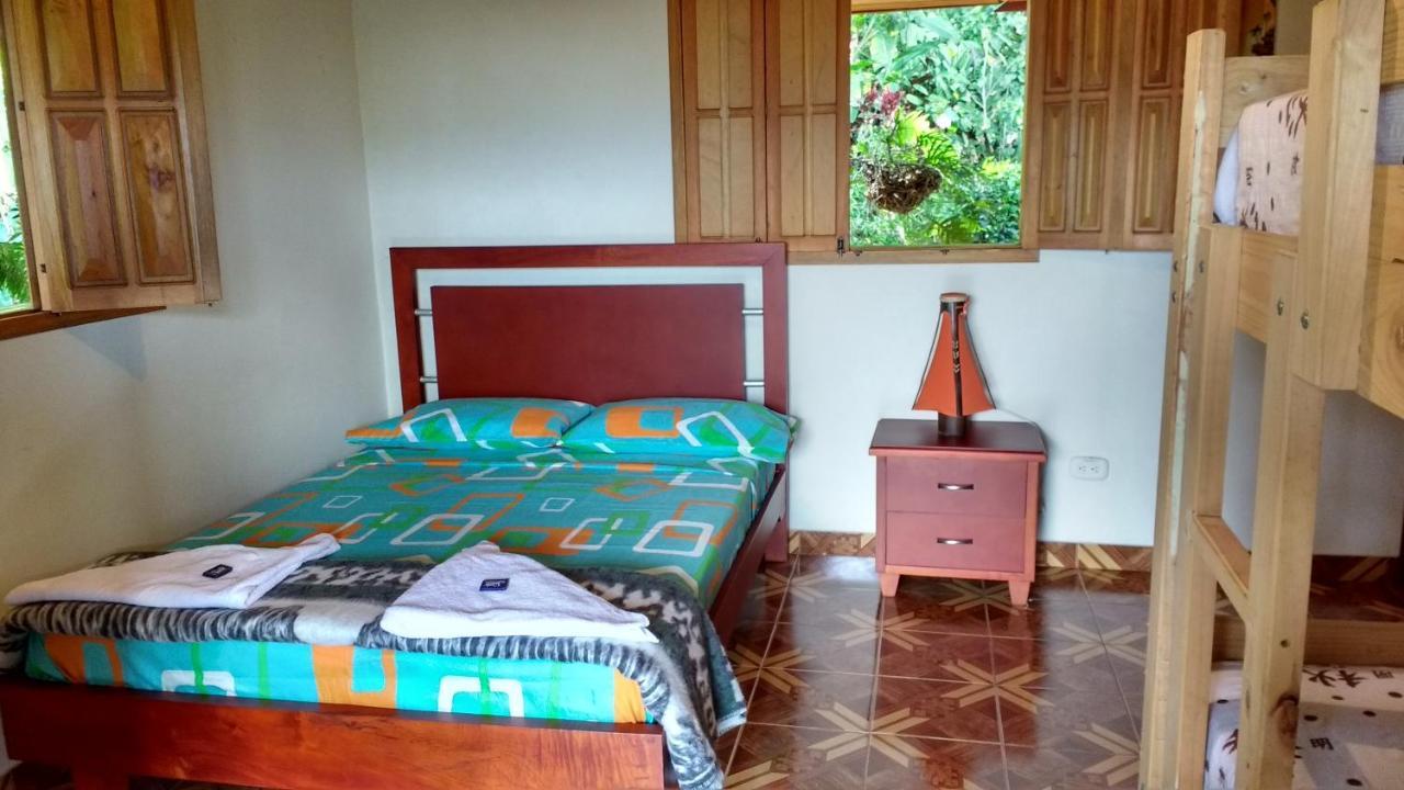 Finca Turistica Los Rosales ペレイラ エクステリア 写真
