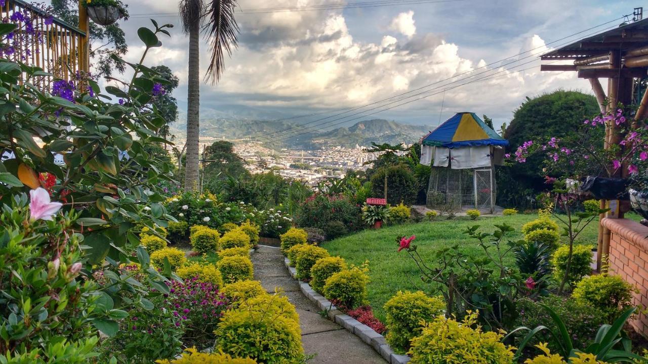 Finca Turistica Los Rosales ペレイラ エクステリア 写真